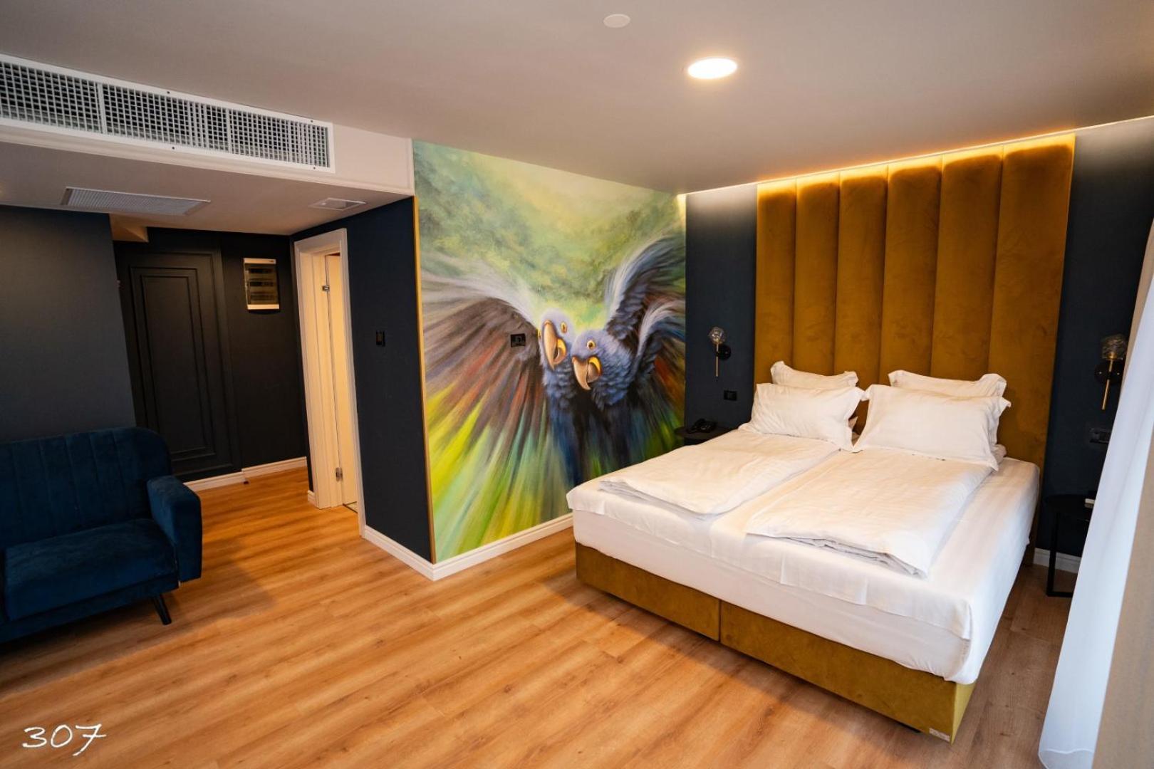Cosmopolita Boutique Hotel Timisoara Exterior photo
